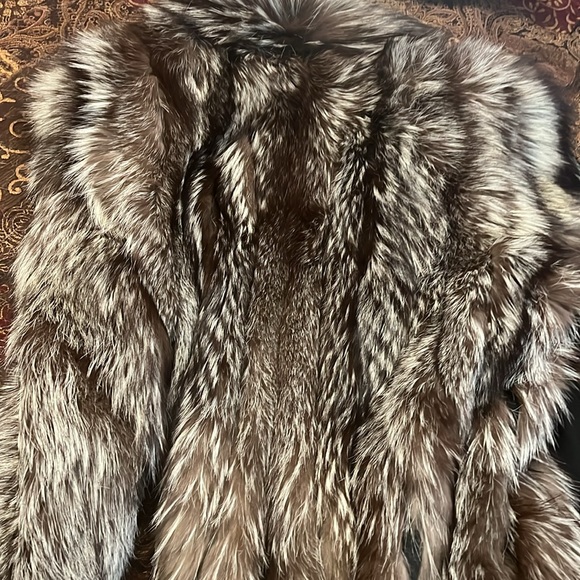 Silver Fox fur coat full length size large mint condition - Picture 12 of 14